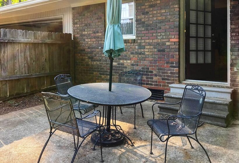 Lehigh Place    Peaceful & Walkable Getaway!