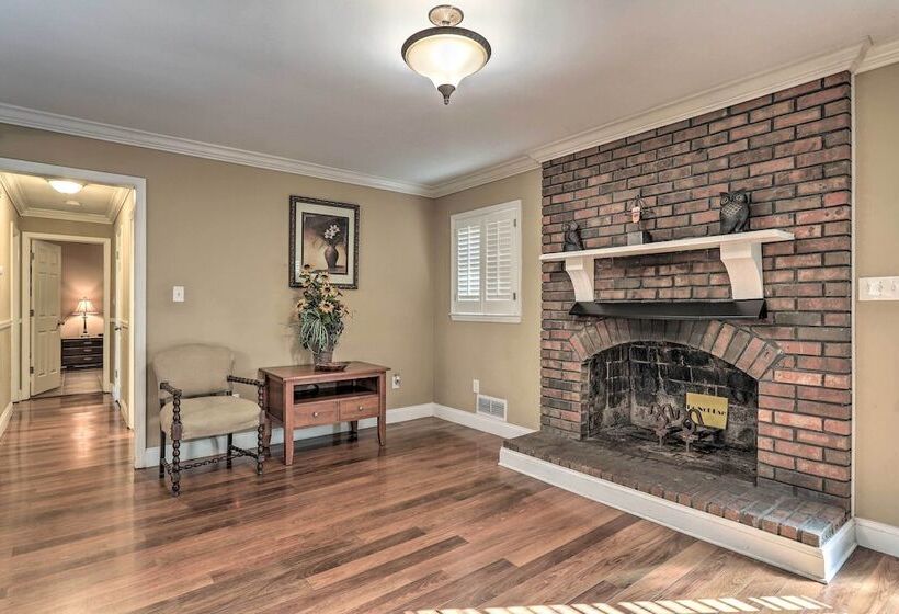 Lehigh Place    Peaceful & Walkable Getaway!