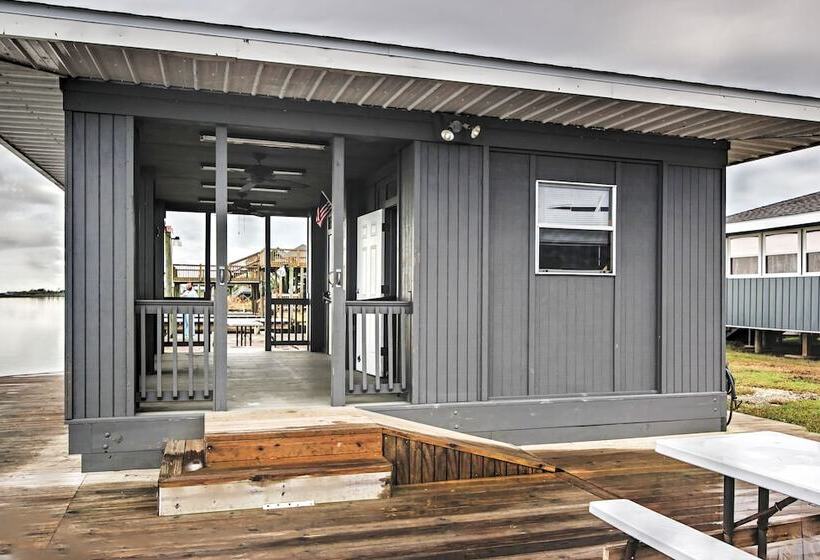 Little Blue Crab  Quaint Slidell Home: Near Lakes