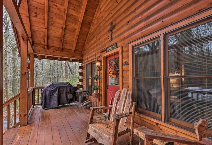 Cherry Log Cabin: 10 Min To Ellijay/blue Ridge!