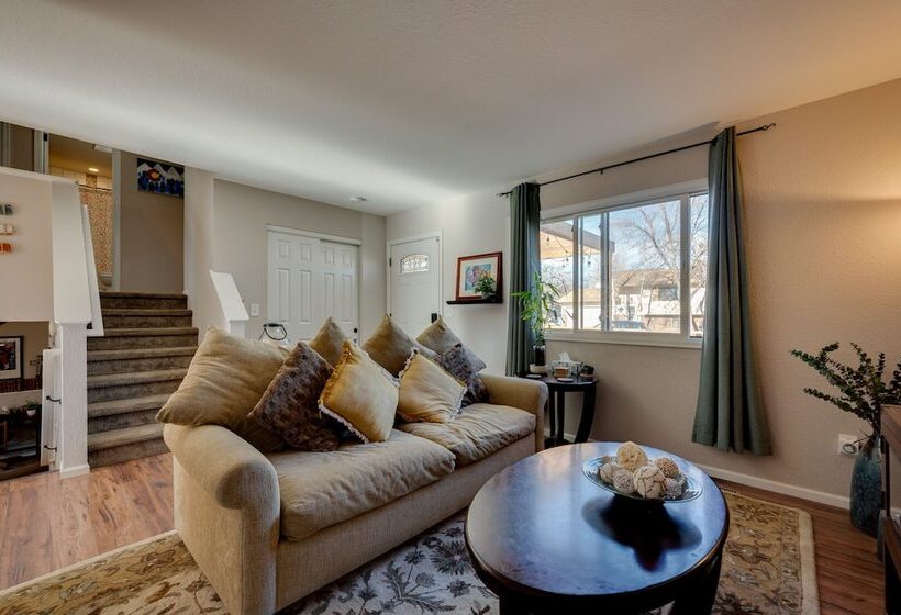 Loveland Home W/ Private Hot Tub + Wood Fireplace!