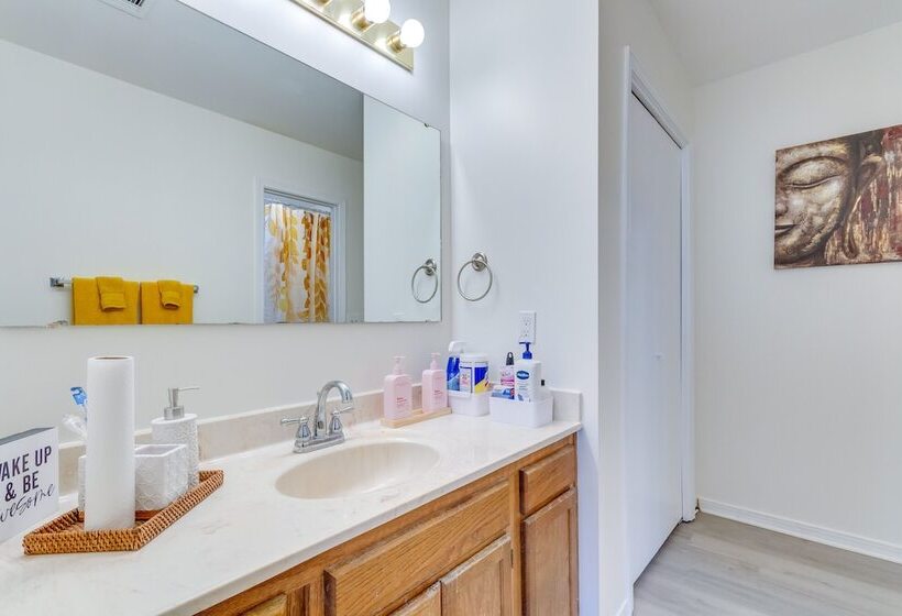 Lovely Mary Esther Home ~ 7 Mi To Beach!