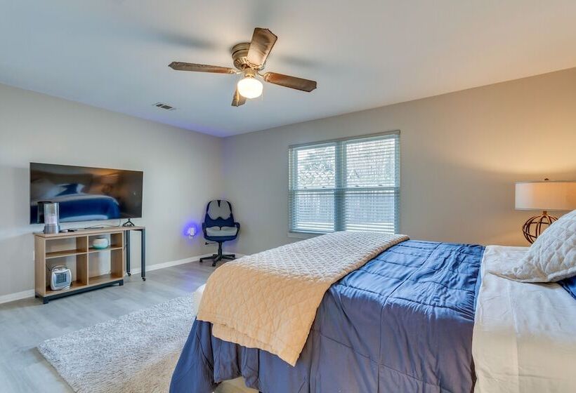 Lovely Mary Esther Home ~ 7 Mi To Beach!