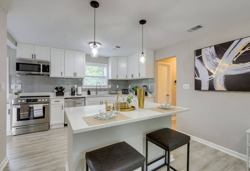 Riverdale Retreat W/ Private Pool & Game Room!