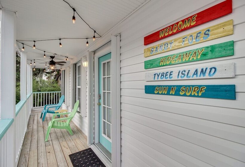 Lovely Tybee Island Home W/ Deck < 1 Mi To Beach!