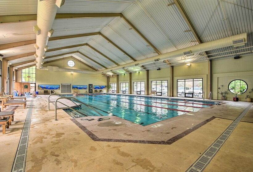 Luxe Big Canoe Resort Home W/ 3 Decks & Mtn Views!