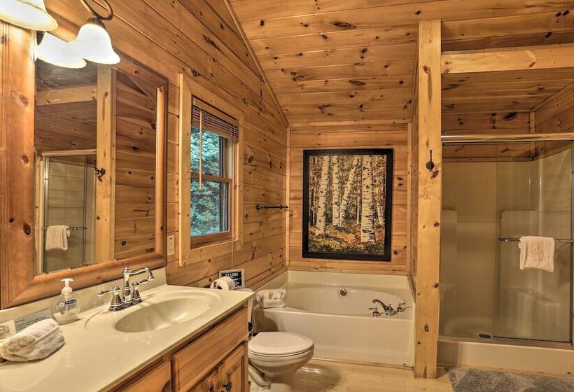 Cherry Lake Lodge W/ Hot Tub, Fire Pit & Game Room