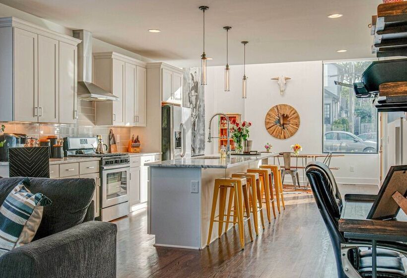 Nashville Home W/ Rooftop Deck < 2 Mi To Dtwn