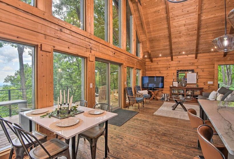 Luxe Jasper Cabin W/ Deck + Blue Ridge Mtn Views!