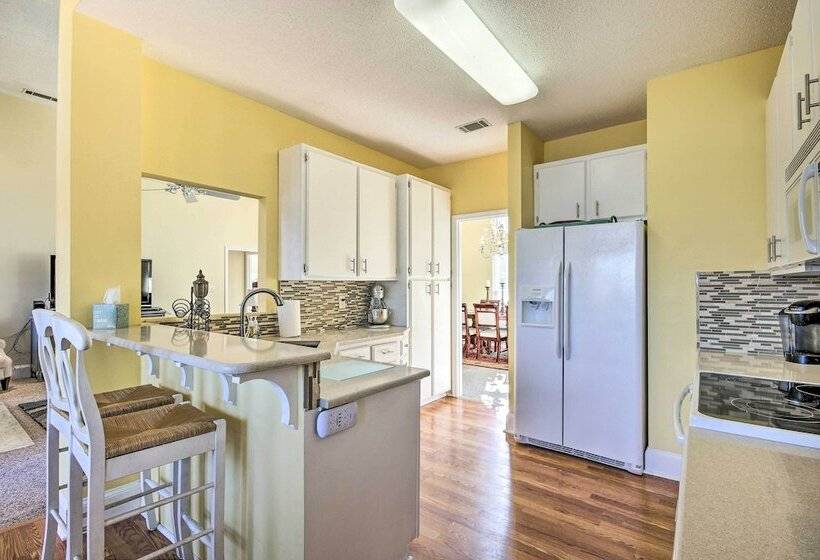 Luxe Lake House W/ Pool & Dock On Deep Water Cove!