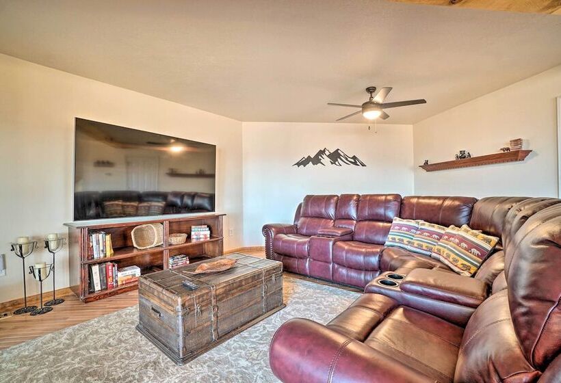 Luxury Living By Lake Chatuge W/ 10/10 Views!