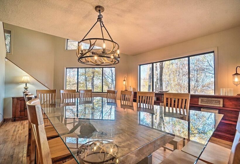 Luxury Living By Lake Chatuge W/ 10/10 Views!