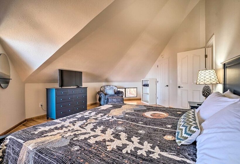 Luxury Living By Lake Chatuge W/ 10/10 Views!