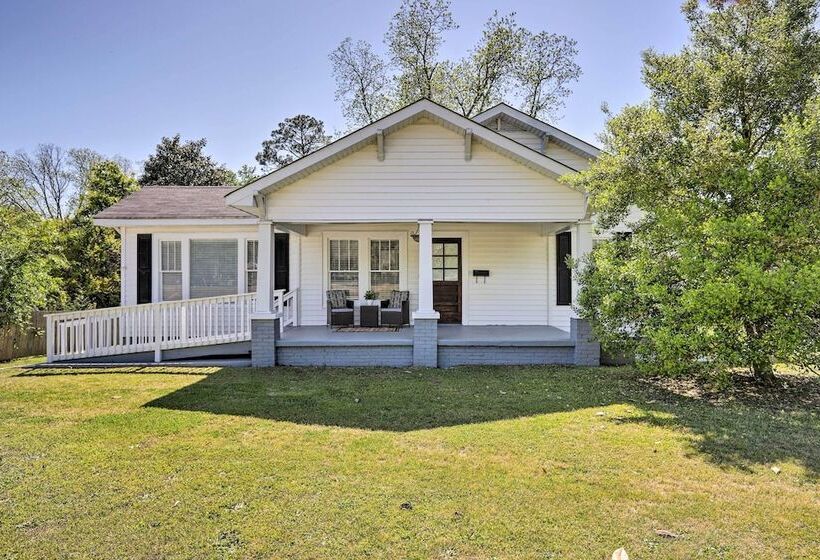 Main Street Home: 1 Mile To Callaway Gardens