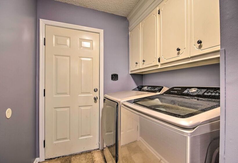 Martinez Retreat W/ Seasonal Pool: 9 Mi To Masters