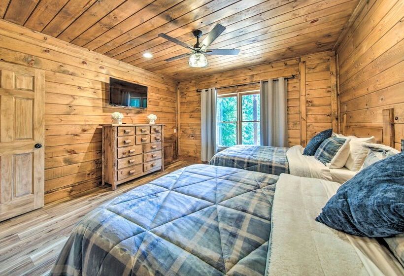 Mineral Bluff Cabin W/ Hot Tub + Game Room!