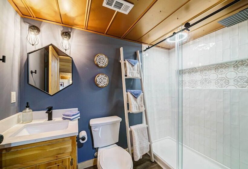 Mnt View Cabin W/ Hot Tub Near Golf & Fishing