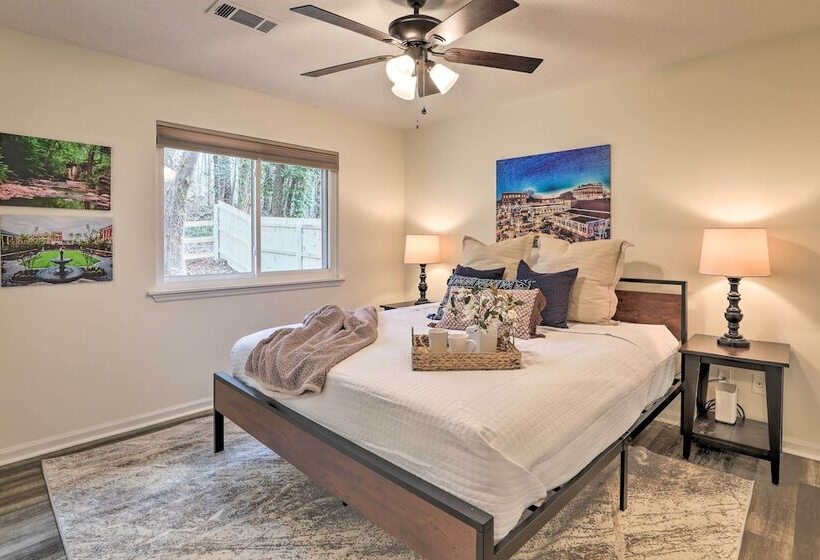 Modern Alpharetta Home: Yard, Walk Downtown!