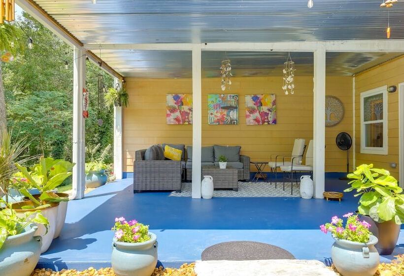 Modern, Bright Home In Stone Mountain Village