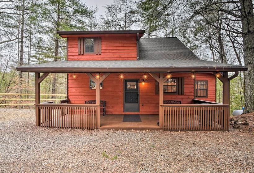 Modern Cabin W/ Deck In The Blue Ridge Mountains!