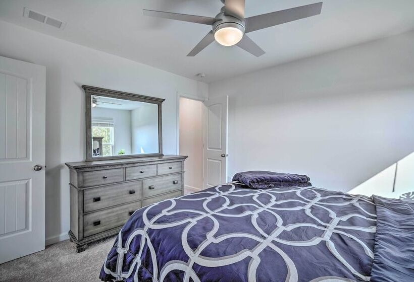 Modern Canton Home: 10 Mi To Lake Allatoona!