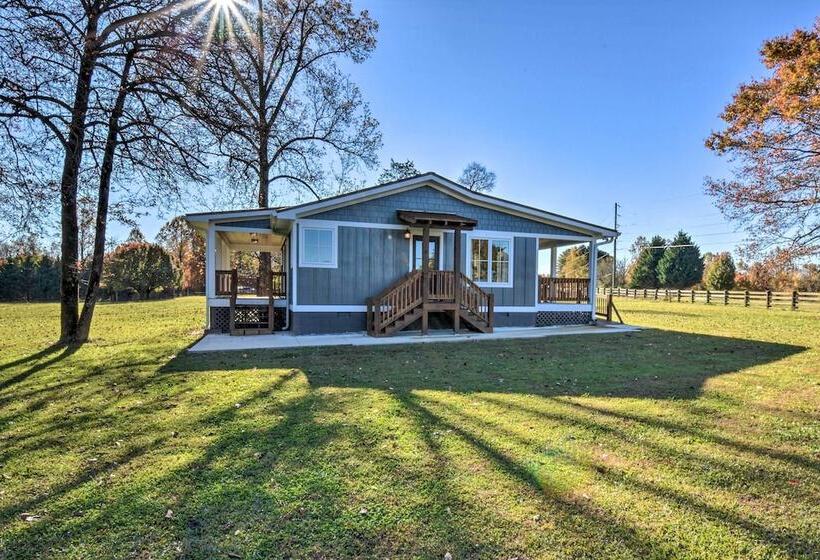 Modern Clarkesville Cottage W/ Decks & Patio!