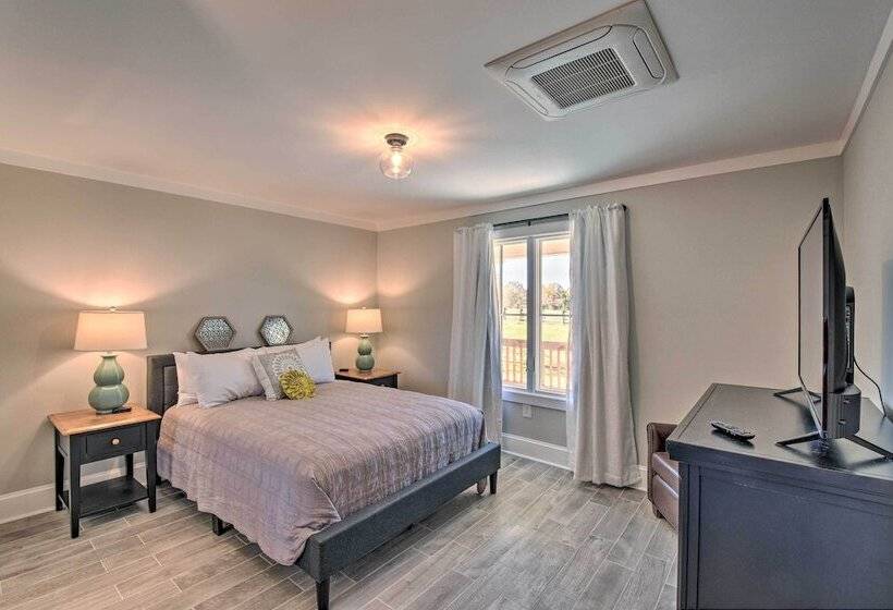 Modern Clarkesville Cottage W/ Decks & Patio!