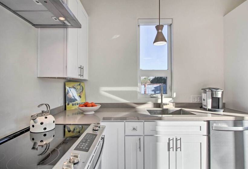 < 3 Mi To U Of A: Poolside Oasis In Tucson!