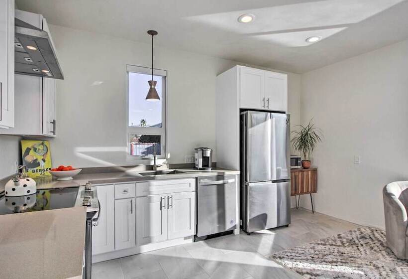 < 3 Mi To U Of A: Poolside Oasis In Tucson!