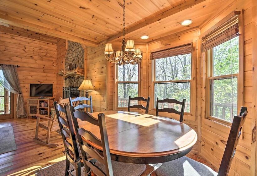 Mountain Dream Cabin In Humphrey Heights Complex