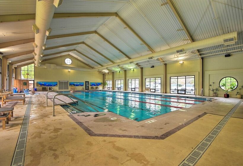 Mountain Mint Inn: Cabin W/ Resort Amenity Access!