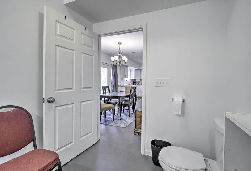 Nashville Area Apartment: 12 Mi To Downtown!