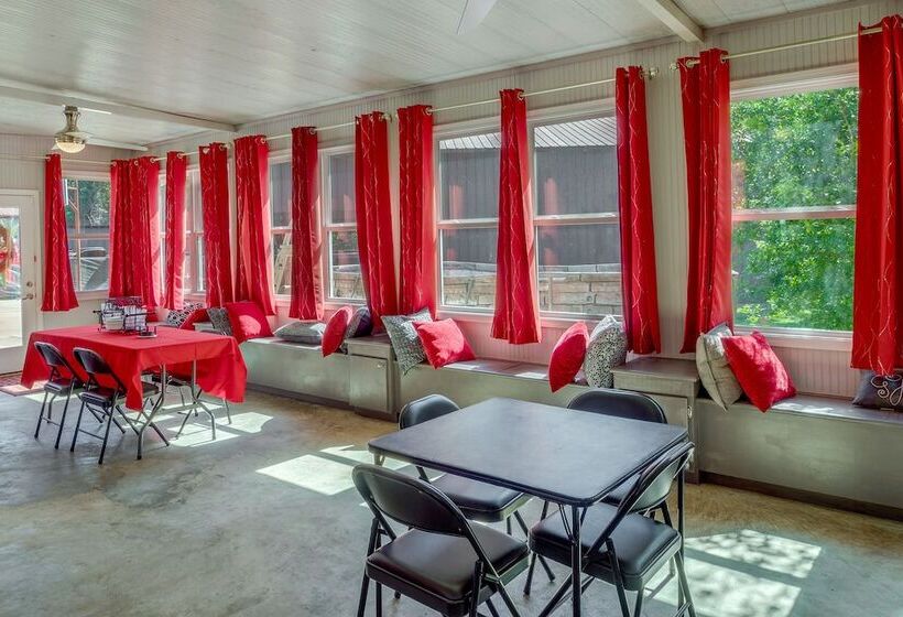 Natchez Vacation Rental, Close To Historic Parks!