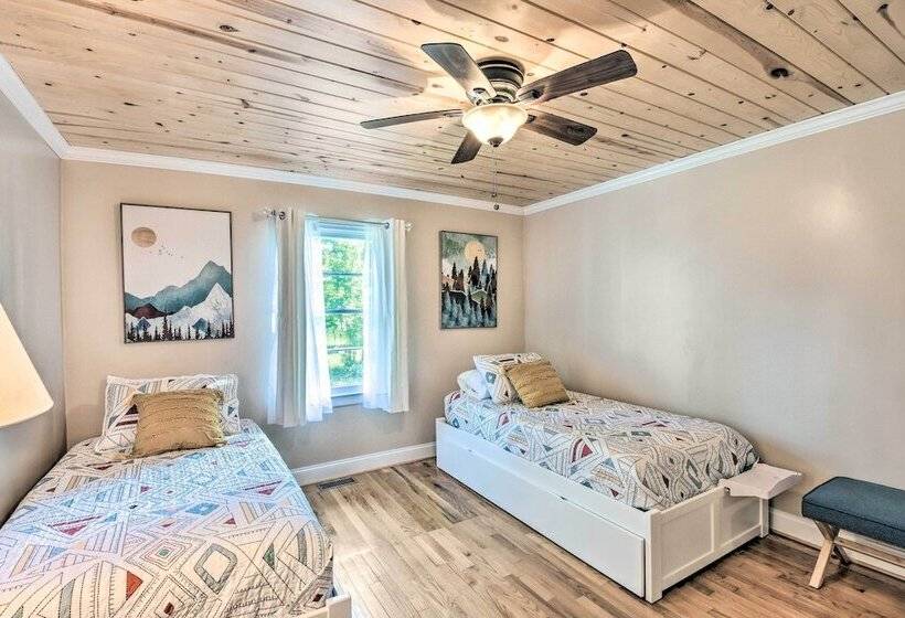 Owl S Hideaway  In Cleveland W/ 2 Fire Pits!