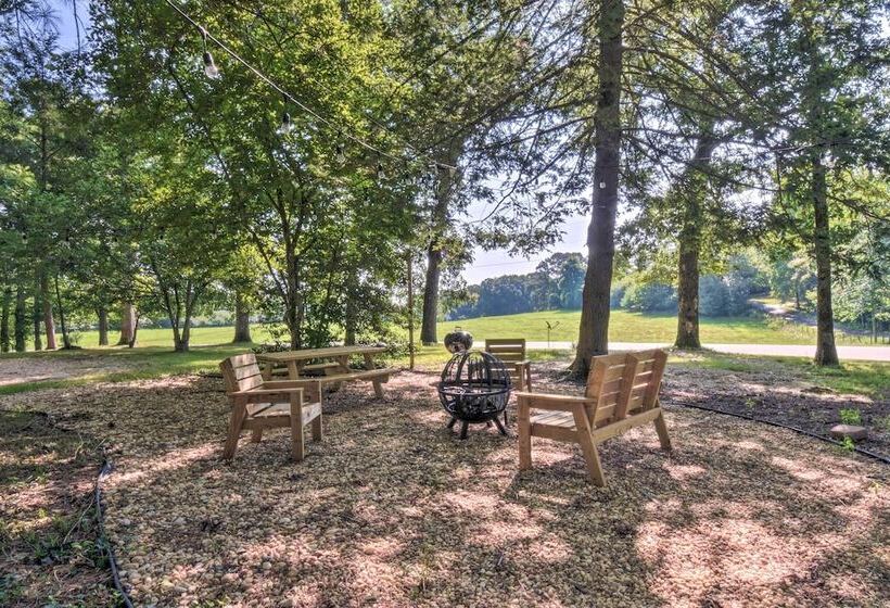 Owl S Hideaway  In Cleveland W/ 2 Fire Pits!