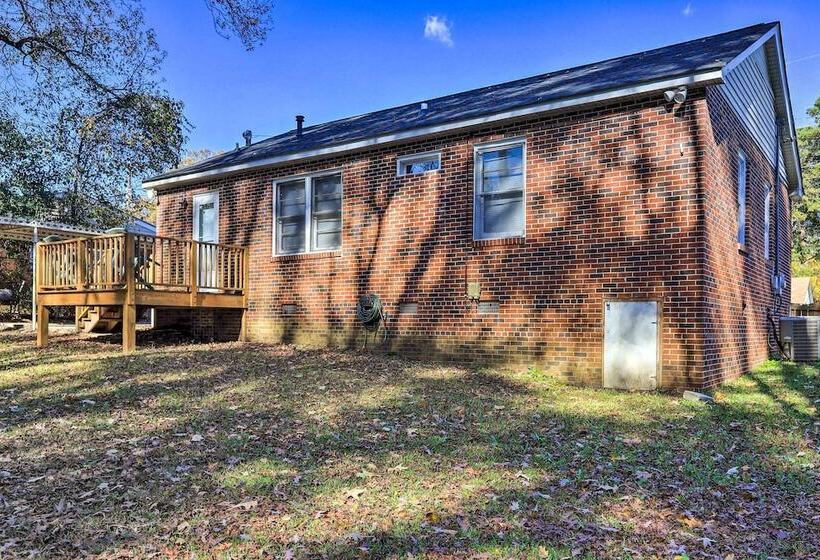 Peaceful Columbus Retreat W/ Deck & Yard!