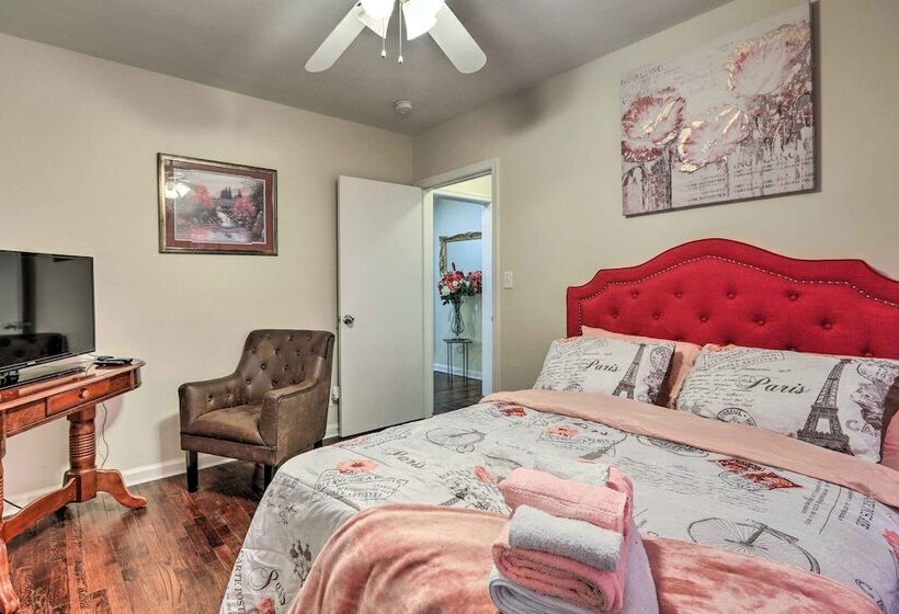 Peaceful Columbus Retreat W/ Deck & Yard!