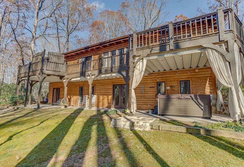 Peaceful Lawrenceville Cabin W/ Hot Tub On 6 Acres