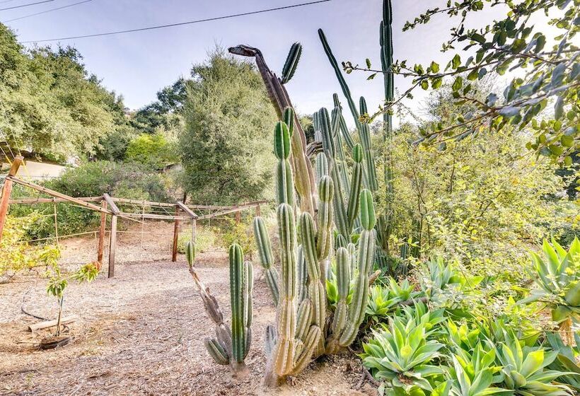 Peaceful Pasadena Retreat W/ Patio Near Trails!