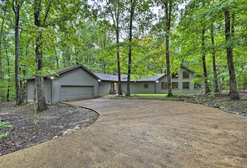 Peaceful & Secluded Home W/ Private Fire Pit!