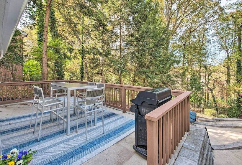 Peaceful Smyrna Home W/ Wood Burning Fire Pit