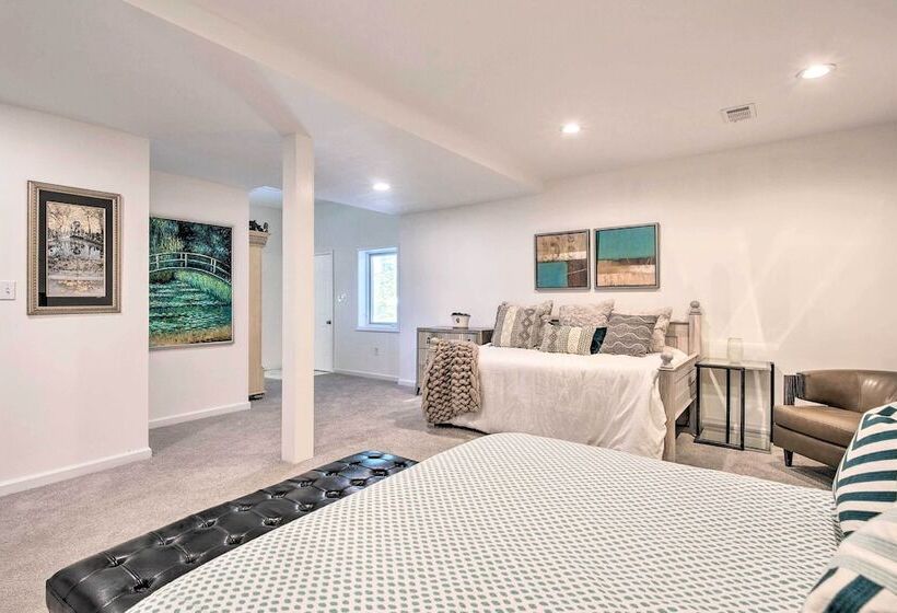 Peaceful Smyrna Home W/ Wood Burning Fire Pit