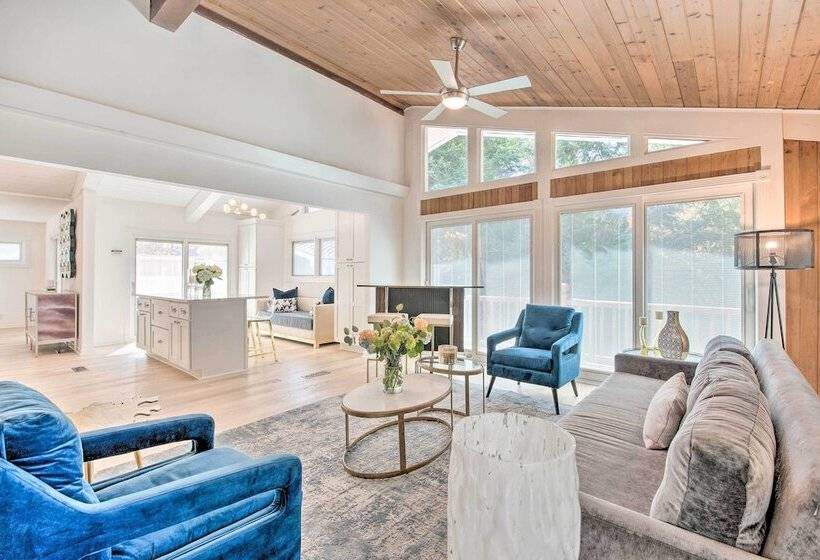 Peaceful Smyrna Home W/ Wood Burning Fire Pit