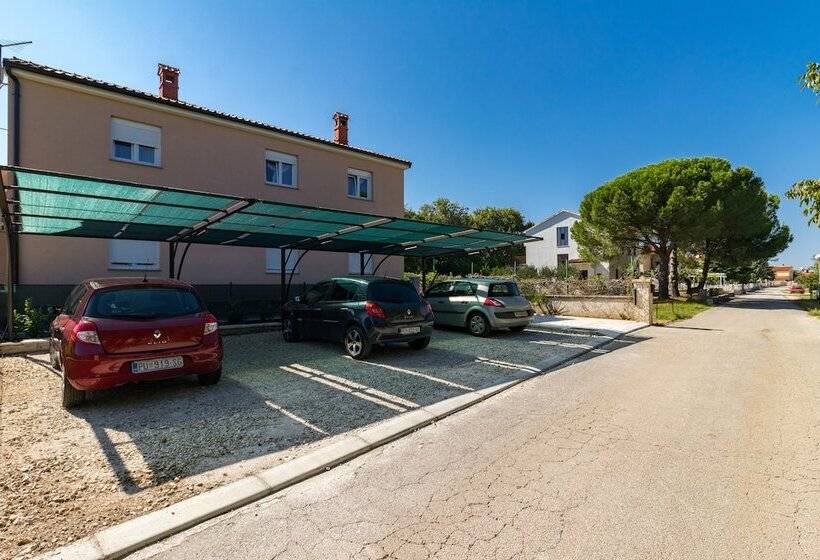 פנסיון Apartments Kendel