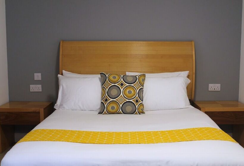 بنسيون Maze Apartments And Rooms