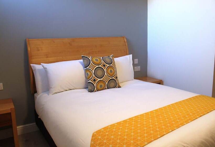 بنسيون Maze Apartments And Rooms