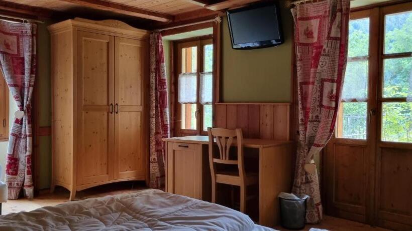 פנסיון Mirtillo Alpino Casa Vacanze