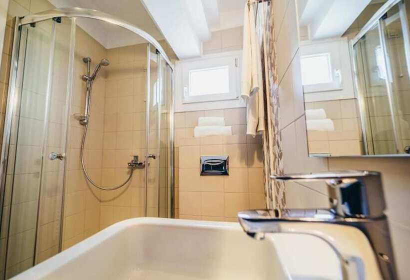 פנסיון To Spiti Tis Sofias