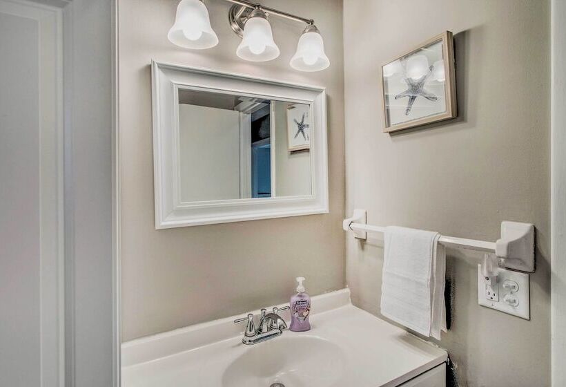 Pet Friendly Brunswick Retreat W/ Gas Grill!