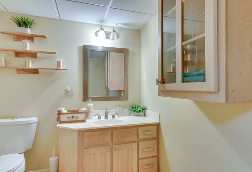 Pet Friendly Conyers Cabin   23 Miles To Atlanta!